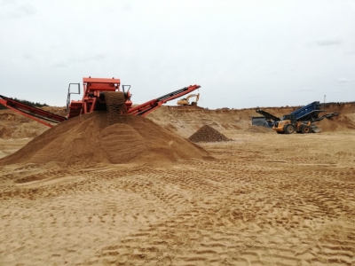 Žvyro, smėlio karjeras - UAB Metasta